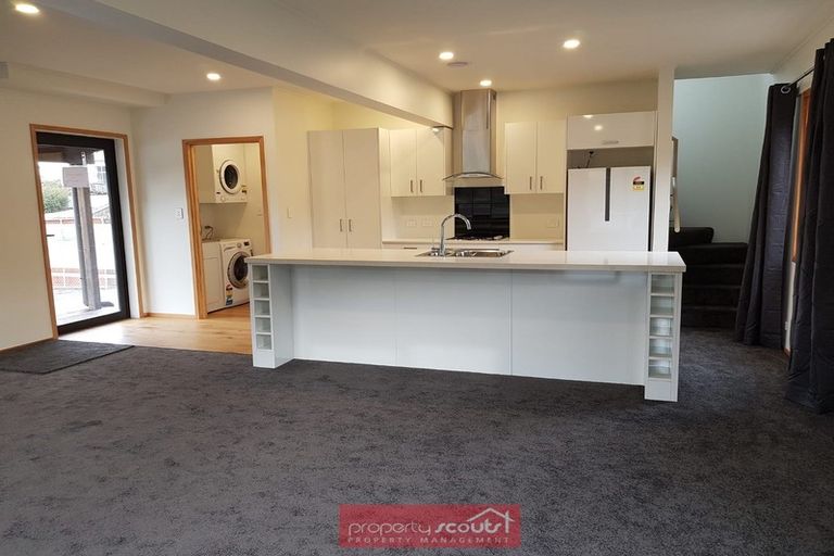Photo of property in 384 South Road, Omata, New Plymouth, 4374