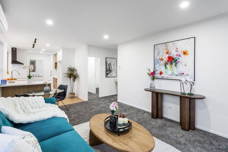 Photo of property in 40b Tiroroa Avenue, Te Atatu South, Auckland, 0610