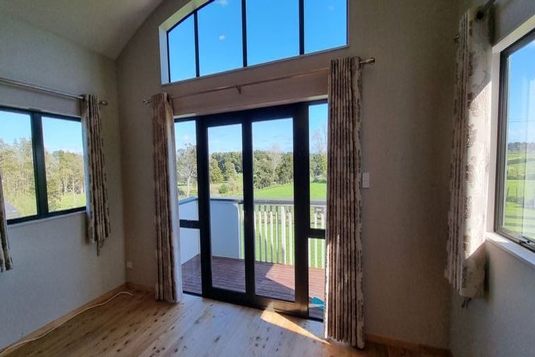 Photo of property in 256 Sutton Road, Drury, Papakura, 2584