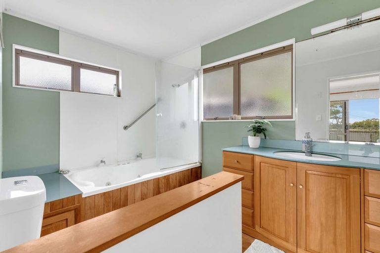 Photo of property in 19 Richmond Street, Matata, Whakatane, 3194