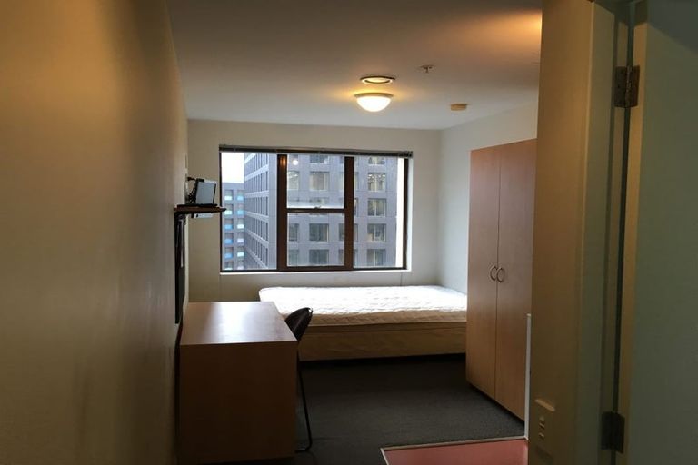 Photo of property in Orange Apartments/victoria Centr, 709/169 The Terrace, Wellington Central, Wellington, 6011