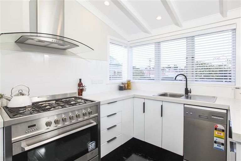 Photo of property in 28 Lincoln Street, Ponsonby, Auckland, 1021