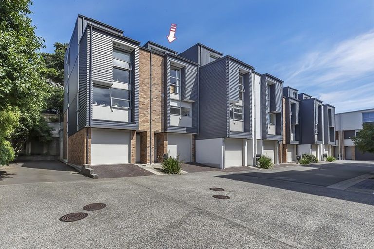 Photo of property in The Altair, 53/120 Rintoul Street, Newtown, Wellington, 6021