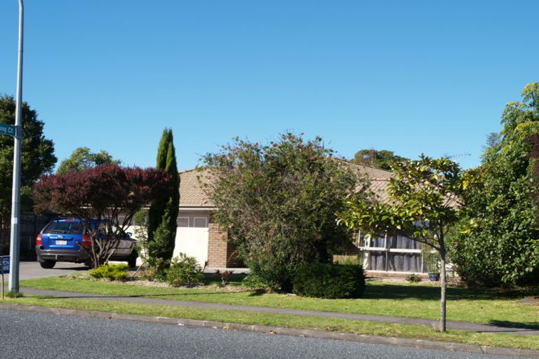 Photo of property in 32 Millhouse Drive, Northpark, Auckland, 2013