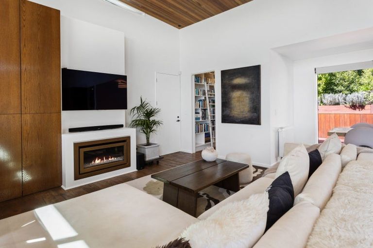 Photo of property in 16 Starwood Lane, Clifton, Christchurch, 8081