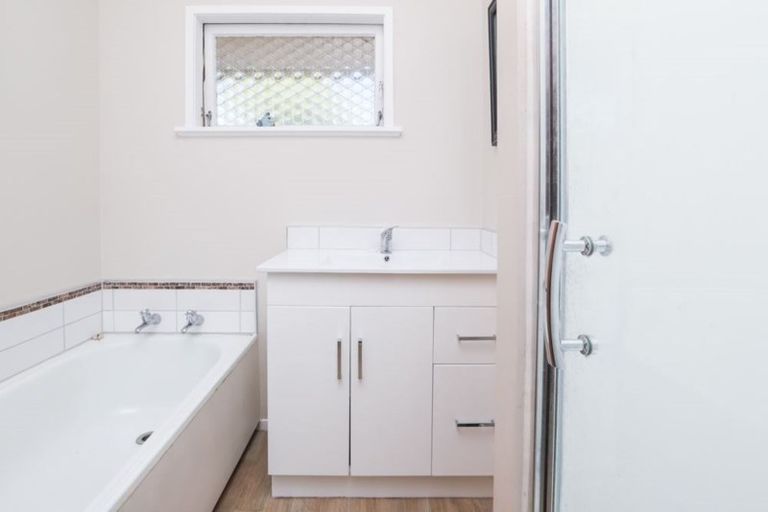 Photo of property in 3 Lancewood Avenue, Melville, Hamilton, 3206