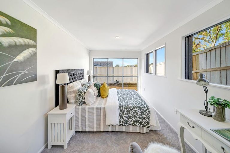 Photo of property in 41 Aberdeen Road, Castor Bay, Auckland, 0620