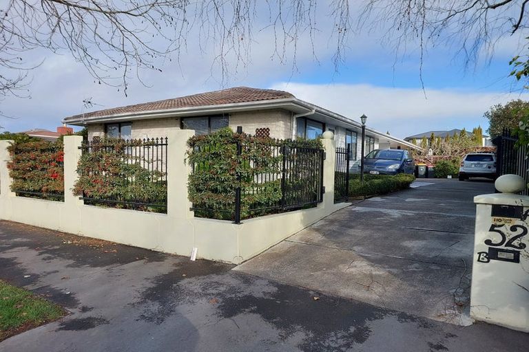 Photo of property in 1/52 Lochee Road, Upper Riccarton, Christchurch, 8041