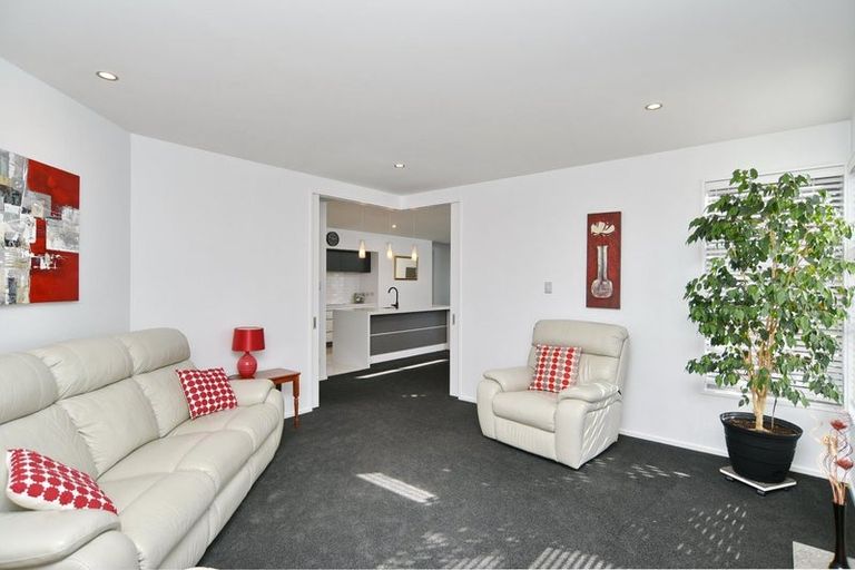 Photo of property in 9 Churchill Drive, Rangiora, 7400