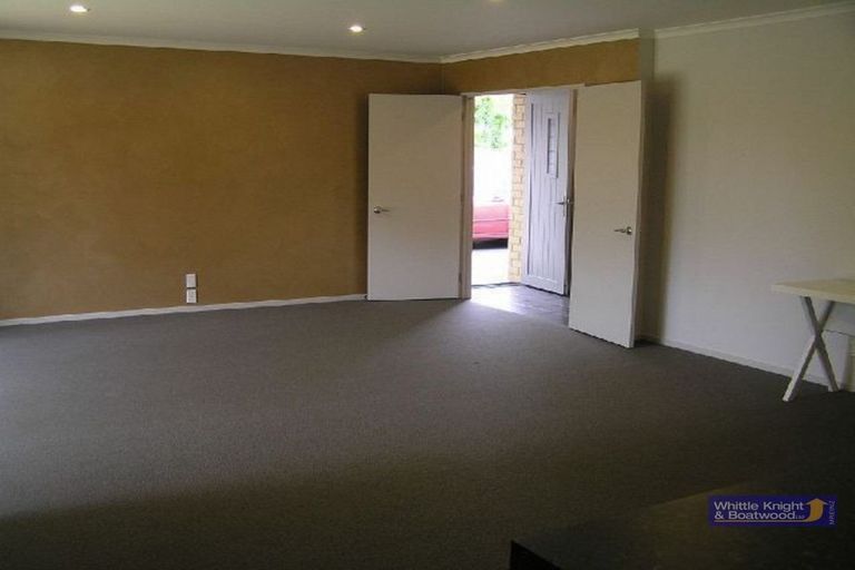 Photo of property in 20a Karamu Street, Upper Riccarton, Christchurch, 8041