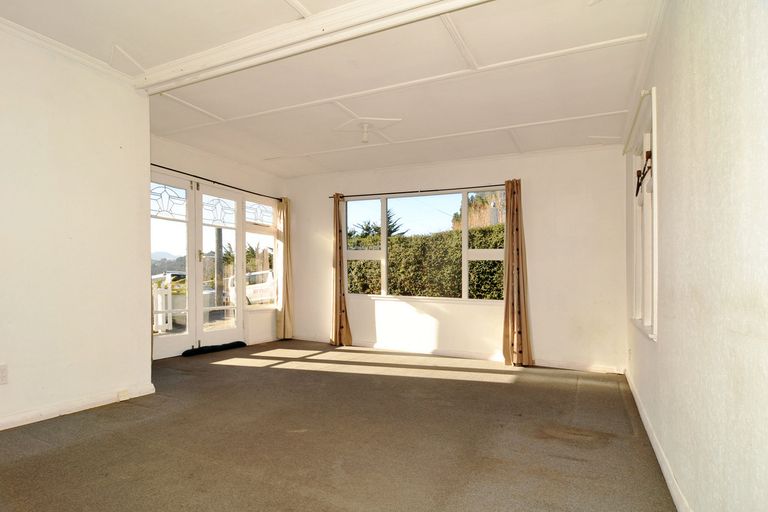 Photo of property in 11 Owen Street, Green Island, Dunedin, 9018