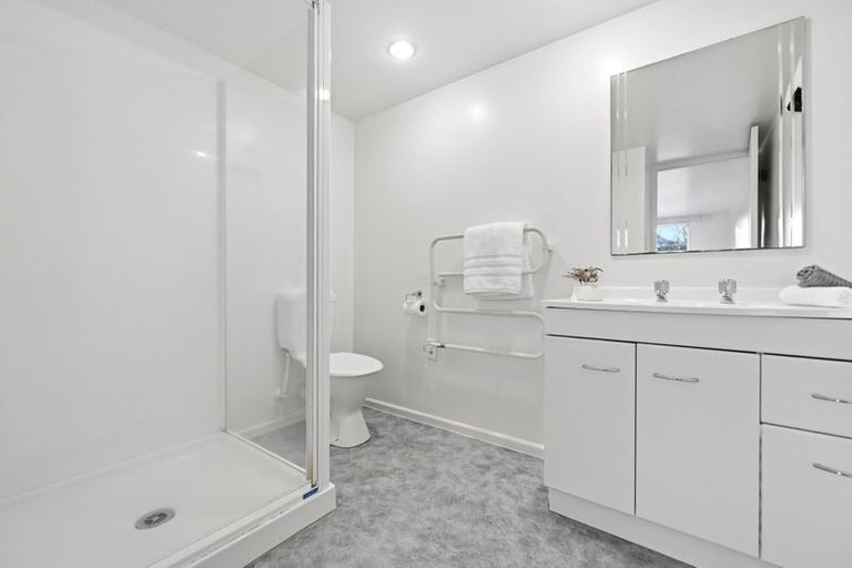 Photo of property in 5 Birkenhead Street, Avonhead, Christchurch, 8042