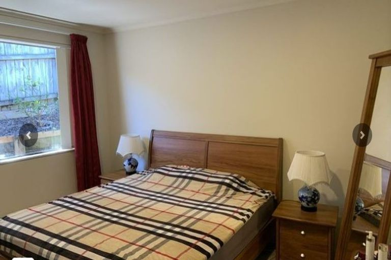 Photo of property in 10 Nimstedt Avenue, Oteha, Auckland, 0632