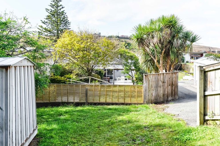 Photo of property in 35 Mowhanau Drive, Kai Iwi, Whanganui, 4574