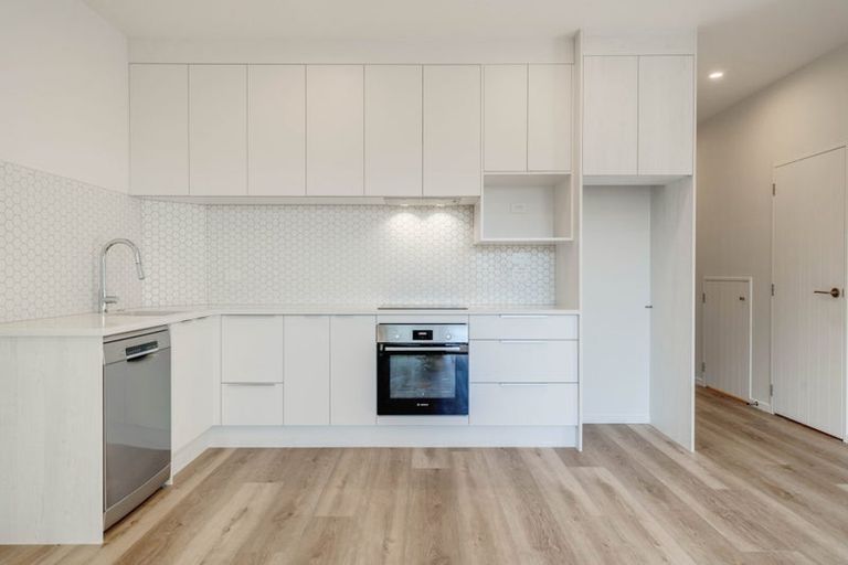 Photo of property in 1/15 Sea Vista Avenue, Beach Haven, Auckland, 0626