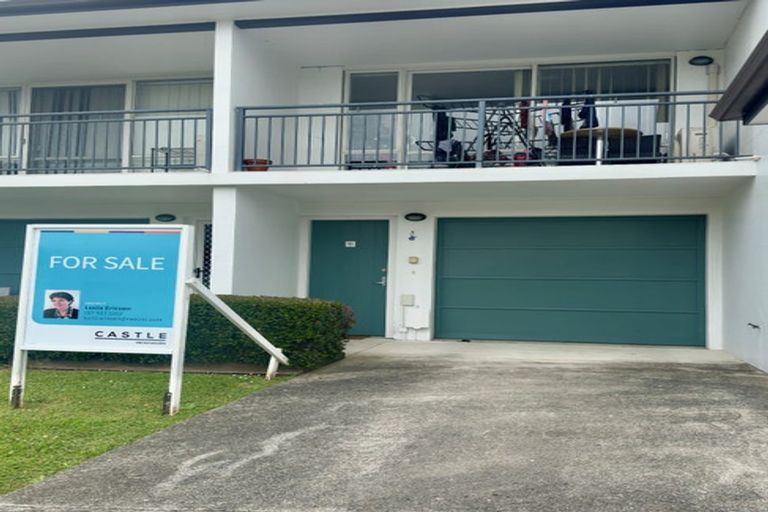 Photo of property in 11 Opito Way, East Tamaki, Auckland, 2013