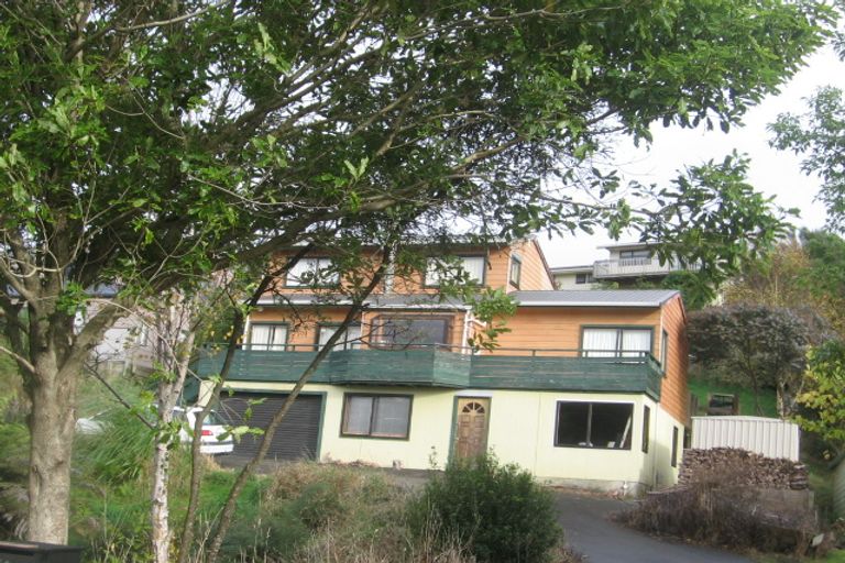 Photo of property in 14 Latitude Close, Whitby, Porirua, 5024