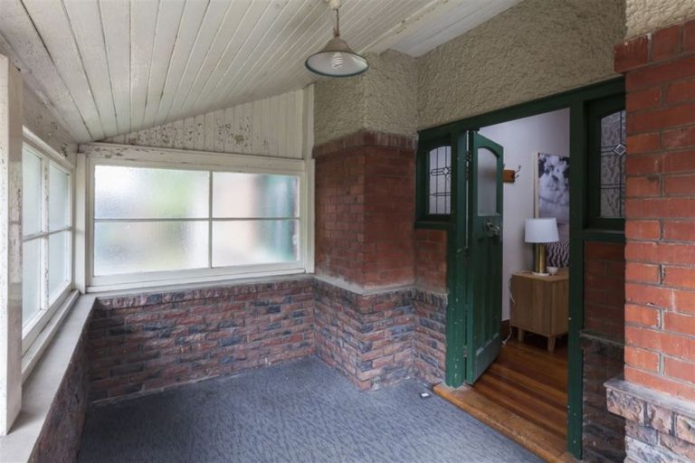 Photo of property in 26 Gamblins Road, Saint Martins, Christchurch, 8022