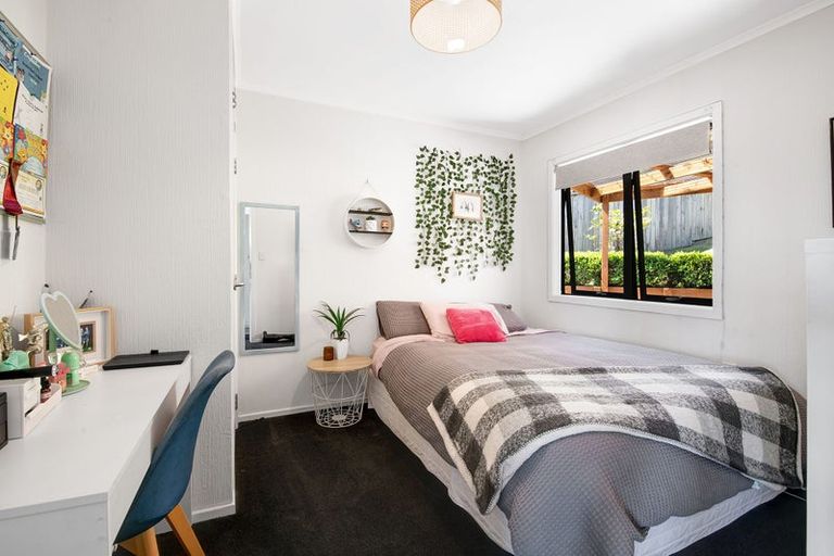 Photo of property in 12 Norfolk Road, Stanmore Bay, Whangaparaoa, 0932