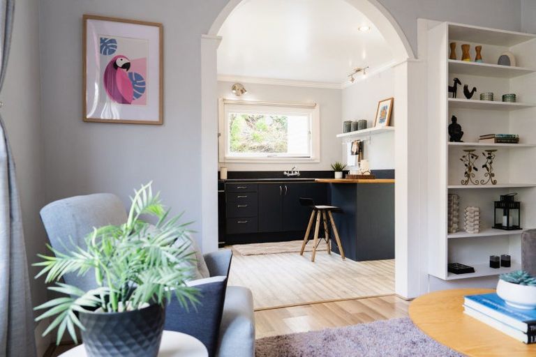 Photo of property in 104 Neidpath Road, Mornington, Dunedin, 9011