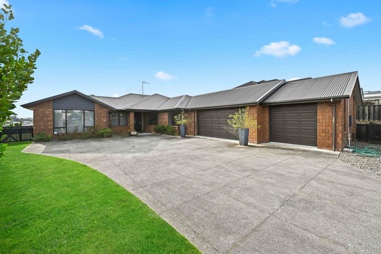 Photo of property in 57 Somerton Drive, Huntington, Hamilton, 3210