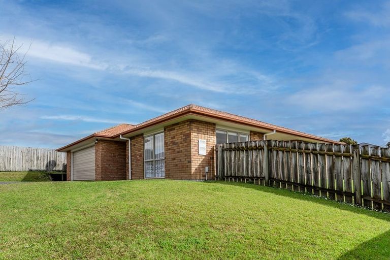 Photo of property in 21 Mili Way, Ranui, Auckland, 0612