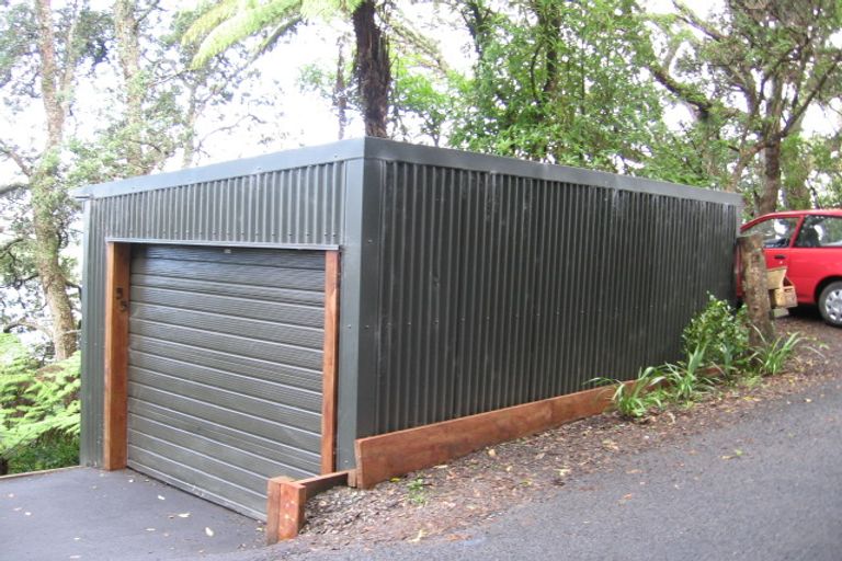 Photo of property in 53 Pohutukawa Avenue, Shelly Park, Auckland, 2014