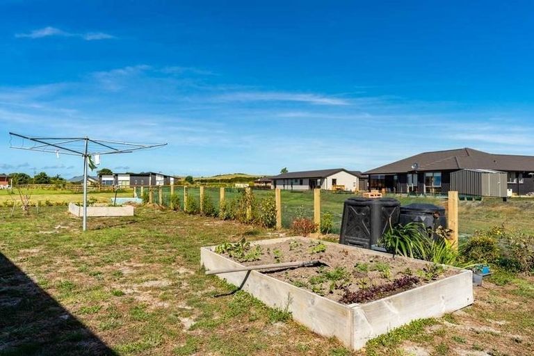 Photo of property in 6 Maries Way, Waipu, 0510