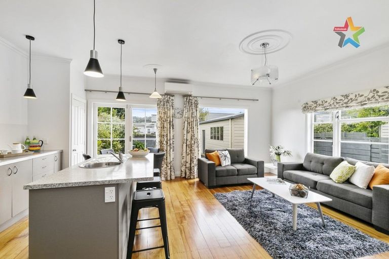 Photo of property in 73 William Street, Petone, Lower Hutt, 5012