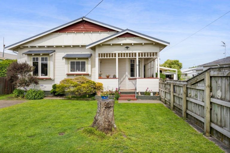Photo of property in 10 Morrissey Street, Hawera, 4610