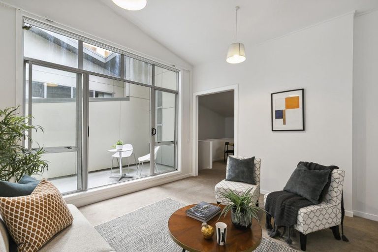Photo of property in Dixonlane Apartments, 12/7 Feltex Lane, Te Aro, Wellington, 6011