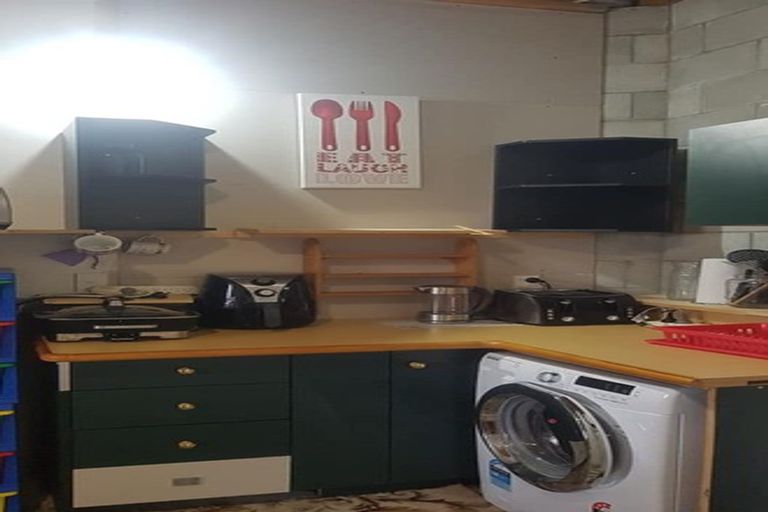 Photo of property in 9a Finlay Grove, Waikawa, Picton, 7220