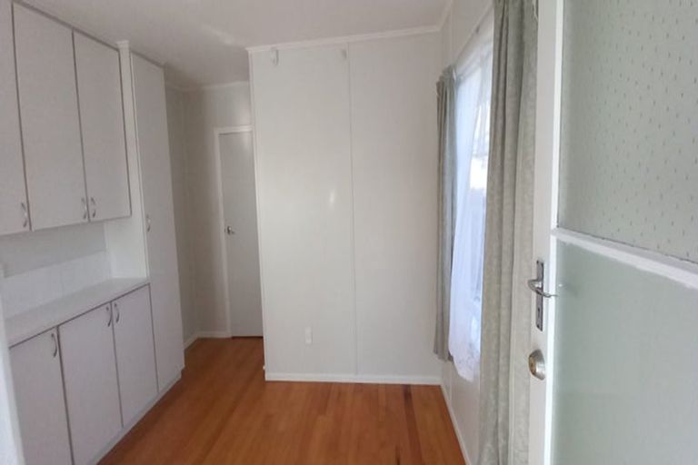 Photo of property in 512 Te Atatu Road, Te Atatu Peninsula, Auckland, 0610