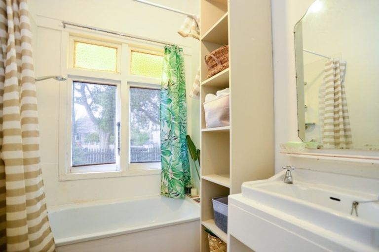 Photo of property in 910 Outram Road, Akina, Hastings, 4122