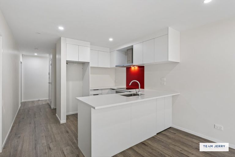 Photo of property in 15b William Avenue, Manurewa, Auckland, 2102