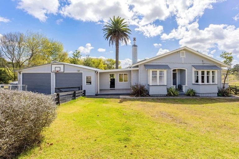 Photo of property in 320 B M Gubb Road, Port Albert, Wellsford, 0973