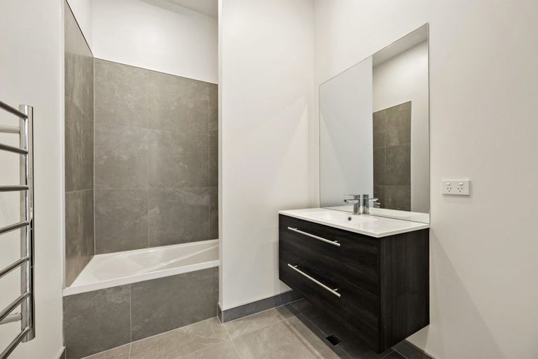 Photo of property in 3 Houhere Street, Paraparaumu, 5032