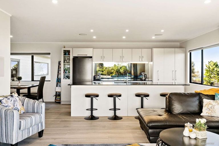 Photo of property in 63 Paparata Road, Bombay, 2675