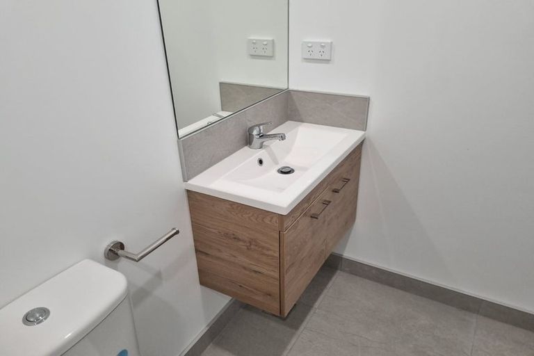 Photo of property in 63 Tima Lane, Mangere Bridge, Auckland, 2022