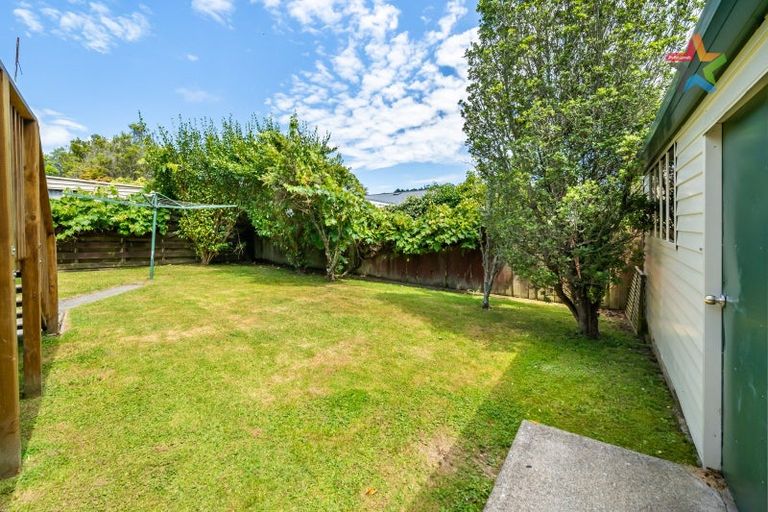 Photo of property in 54 Kairimu Street, Stokes Valley, Lower Hutt, 5019