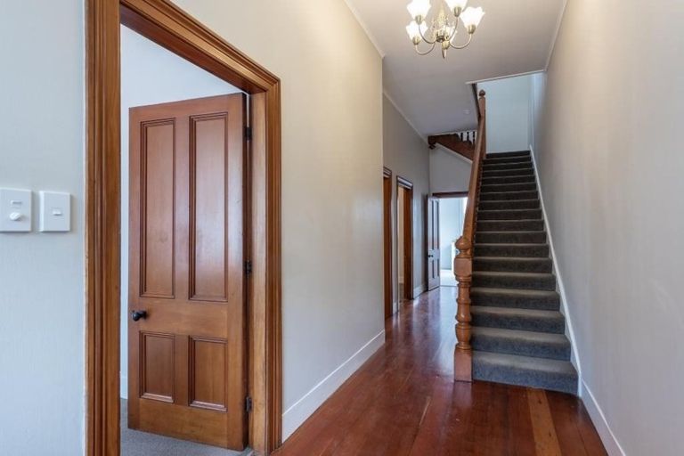 Photo of property in 48 Austin Street, Mount Victoria, Wellington, 6011
