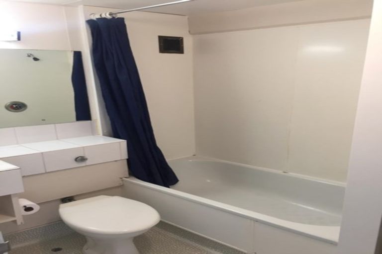 Photo of property in Capital Hill Apartments, 19/54 Hill Street, Thorndon, Wellington, 6011