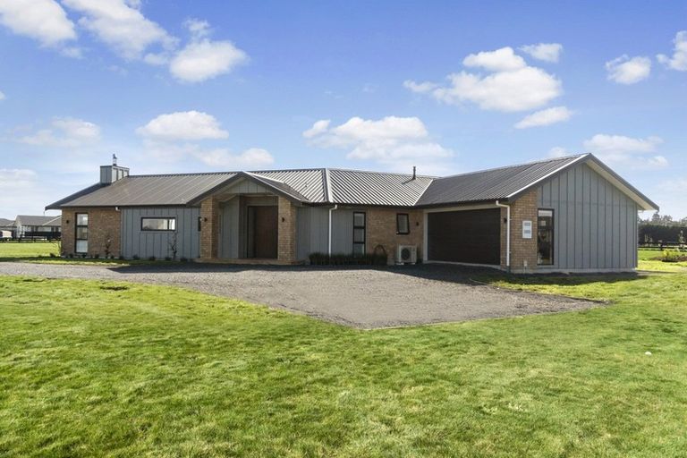 Photo of property in 25 Margot Lane, Matangi, Hamilton, 3283