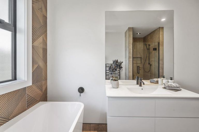 Photo of property in 6 Uta Lane, Wharewaka, Taupo, 3330