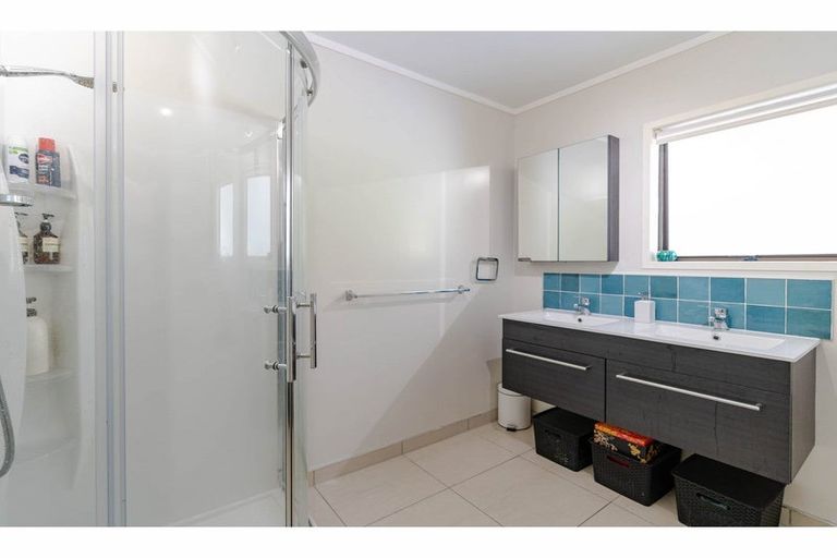 Photo of property in 14 Hawkings Crescent, Kerikeri, 0230