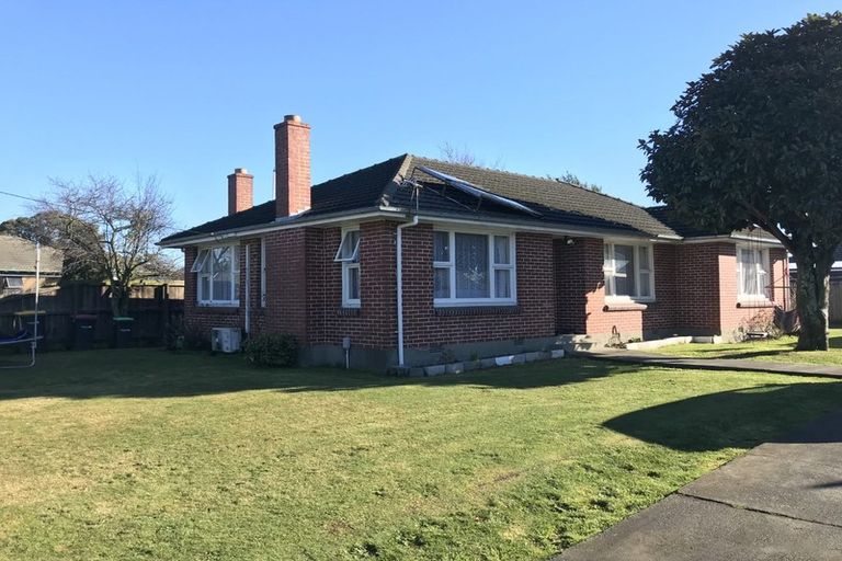 Photo of property in 4 Marshwood Place, Sockburn, Christchurch, 8042