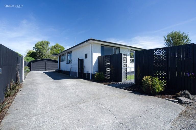 Photo of property in 27 Pateke Place, Bromley, Christchurch, 8062