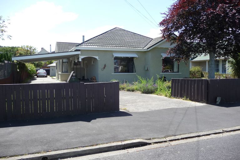 Photo of property in 15 Coughtrey Street, Saint Clair, Dunedin, 9012