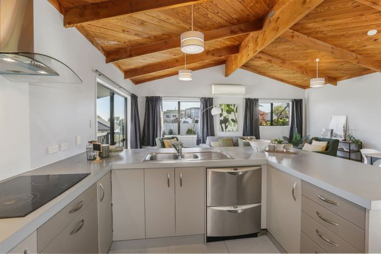 Photo of property in 21 Doncaster Terrace, Ascot Park, Porirua, 5024