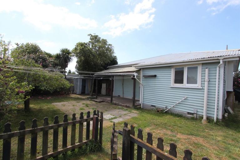 Photo of property in 158 Palmers Road, New Brighton, Christchurch, 8083